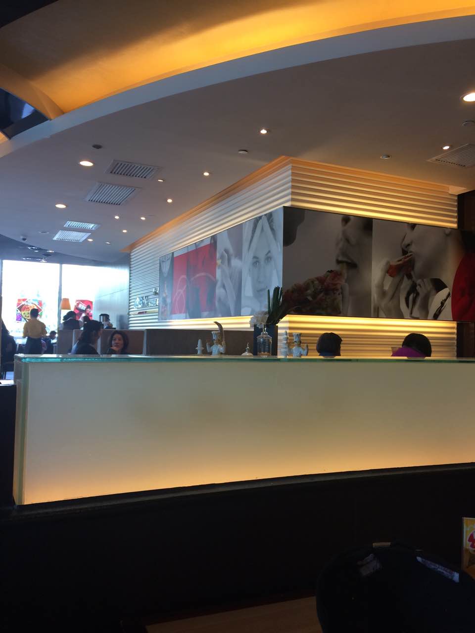 青岛必胜客(香港中路店)好吃吗,必胜客(香港中路店)味道怎么样,环境