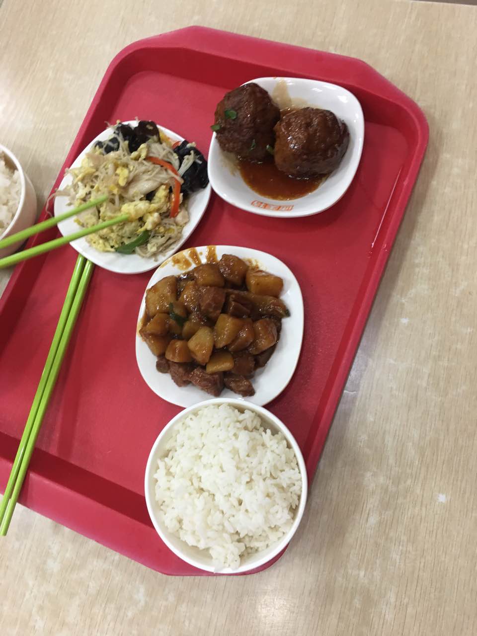 速美特大食堂旅游景点攻略图