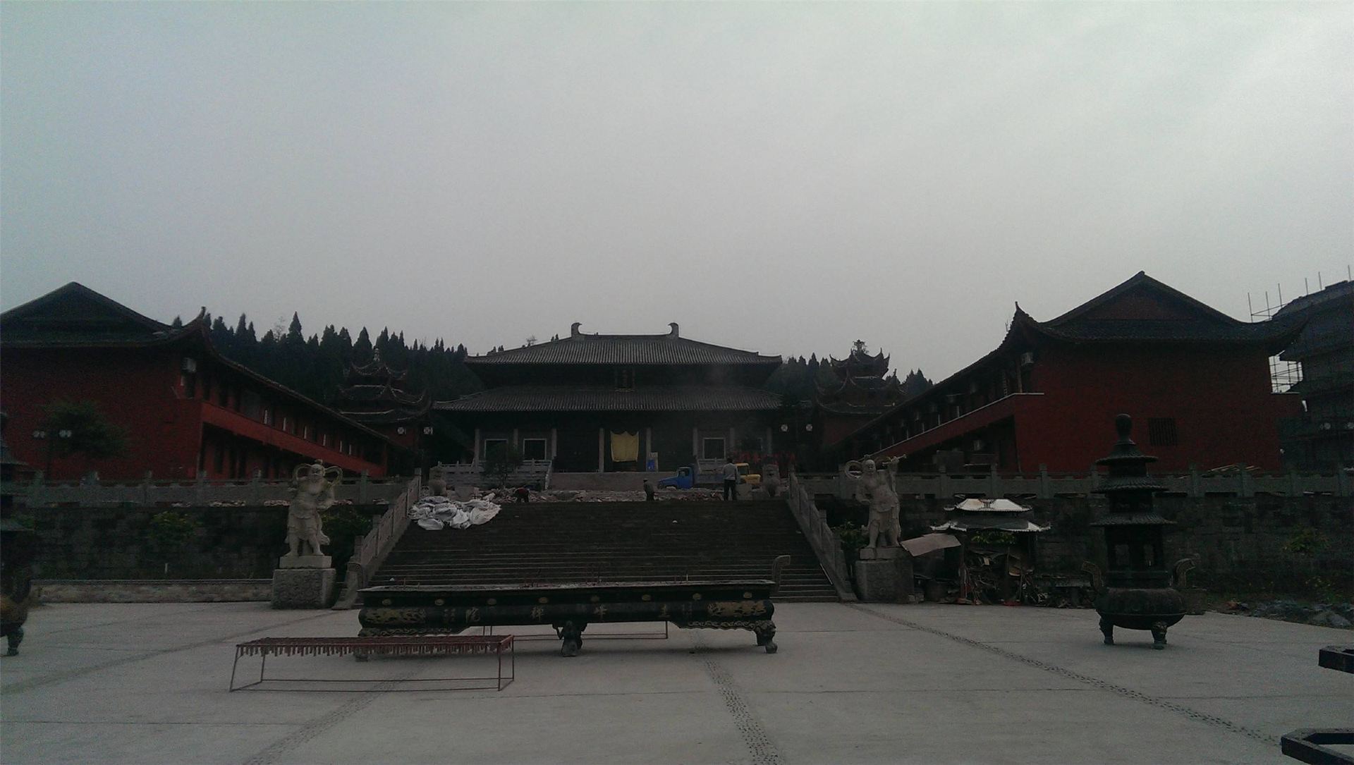 圭峰禅寺 5.0分  点评 直线距离4.3km