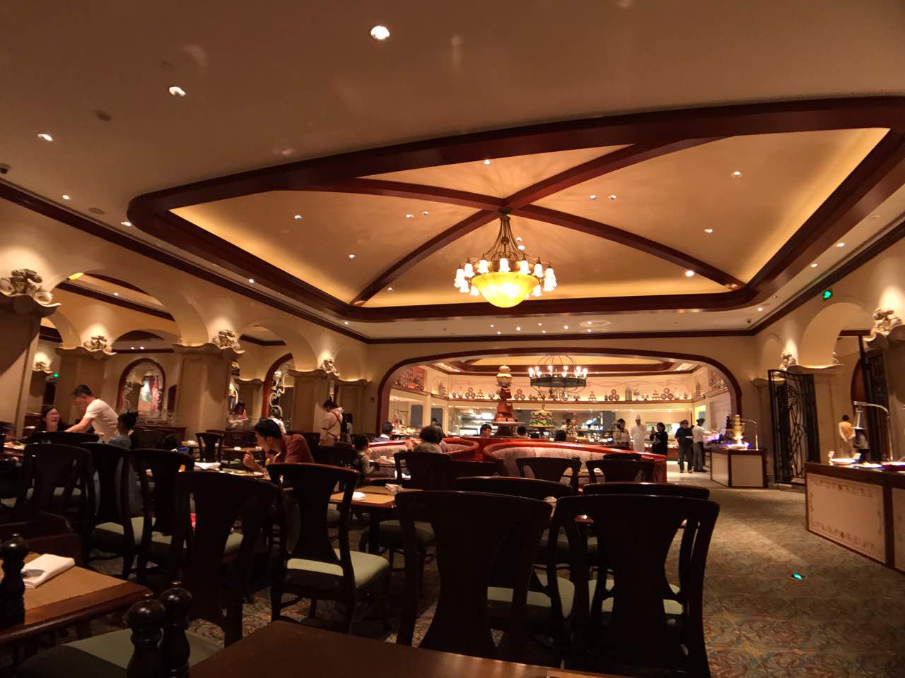 lumieres kitchen 卢米亚厨房