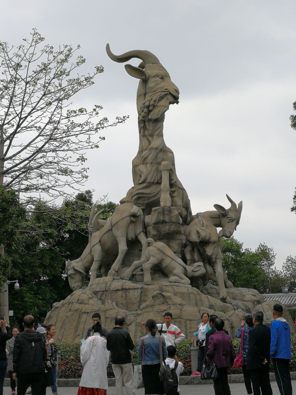 2019五羊石雕游玩攻略,广州既称羊城,五羊石雕自是. 【去哪儿攻略】