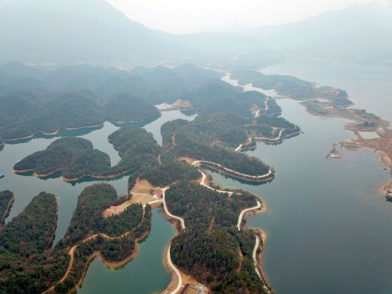 庐山西海观湖岛图片