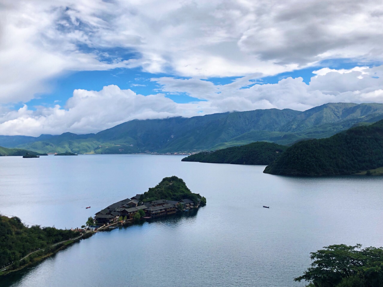 瀘沽湖旅遊景點攻略圖