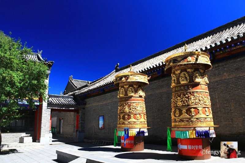 五台山十大黄教寺庙之一开花现佛的罗睺寺