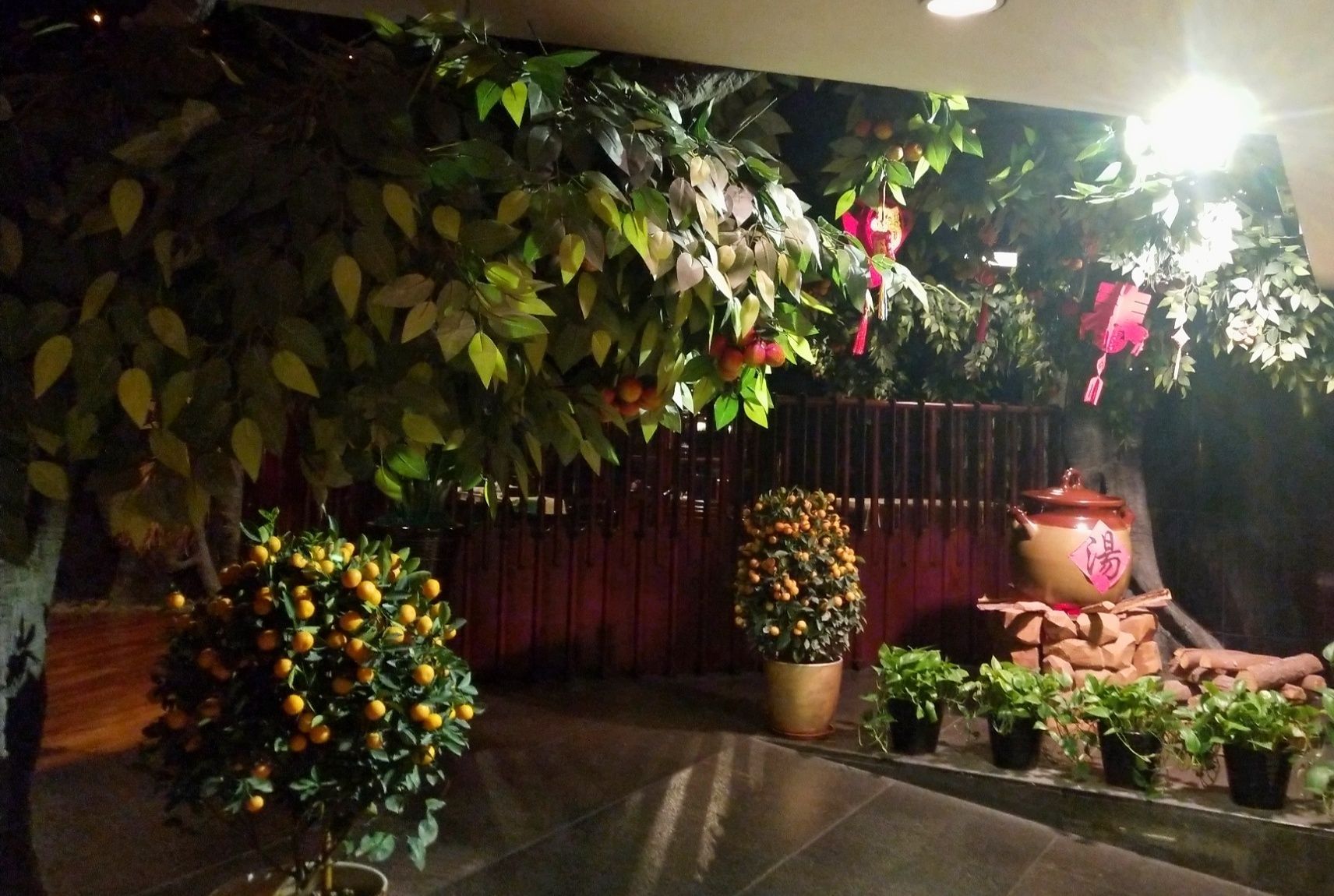 【携程美食林】广州花园酒店荔湾亭餐馆,特别有老广州味道的餐厅,出品