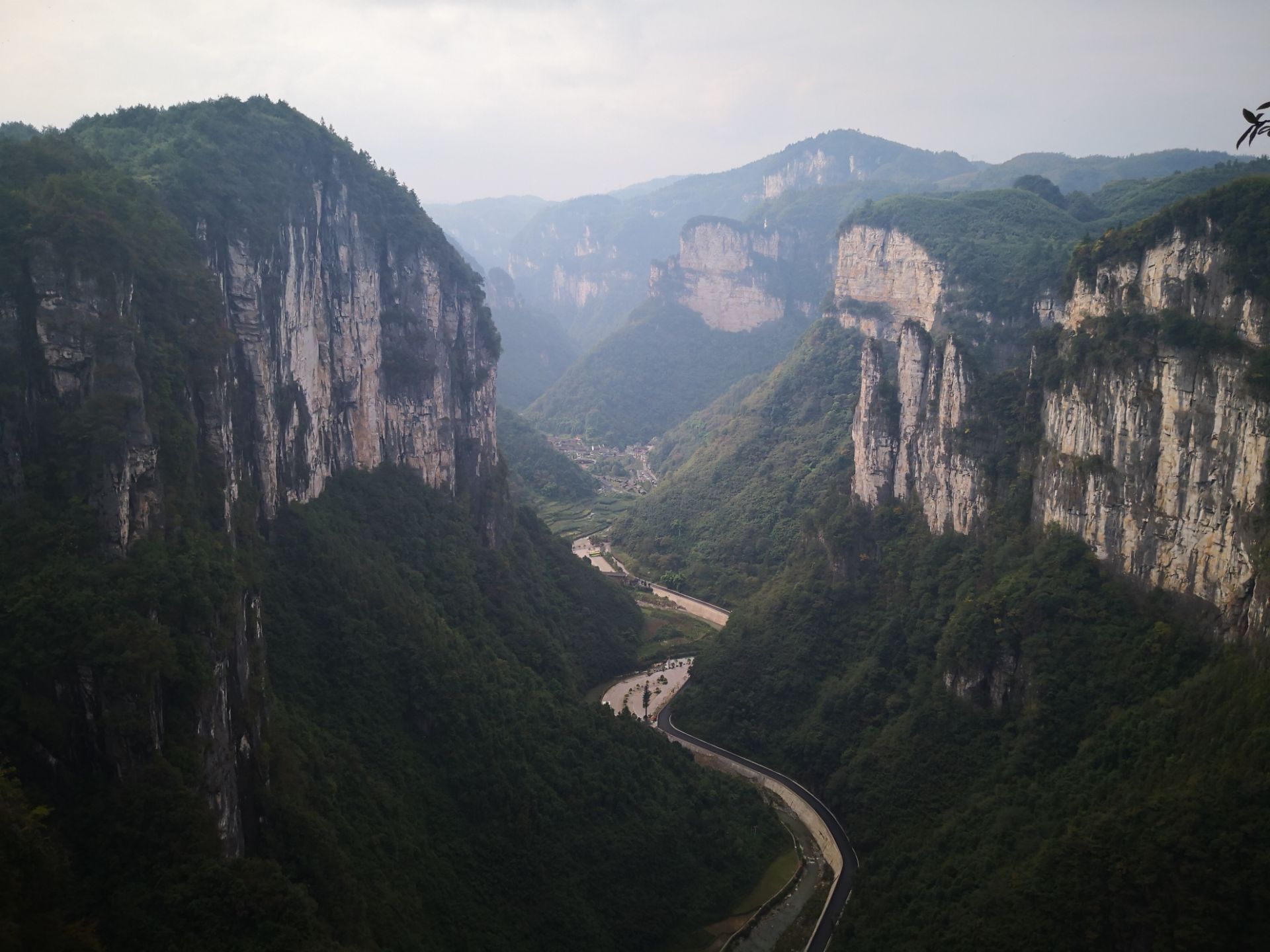 矮寨大桥：一跨惊天地 天堑变通途-吉首旅游攻略-游记-去哪儿攻略