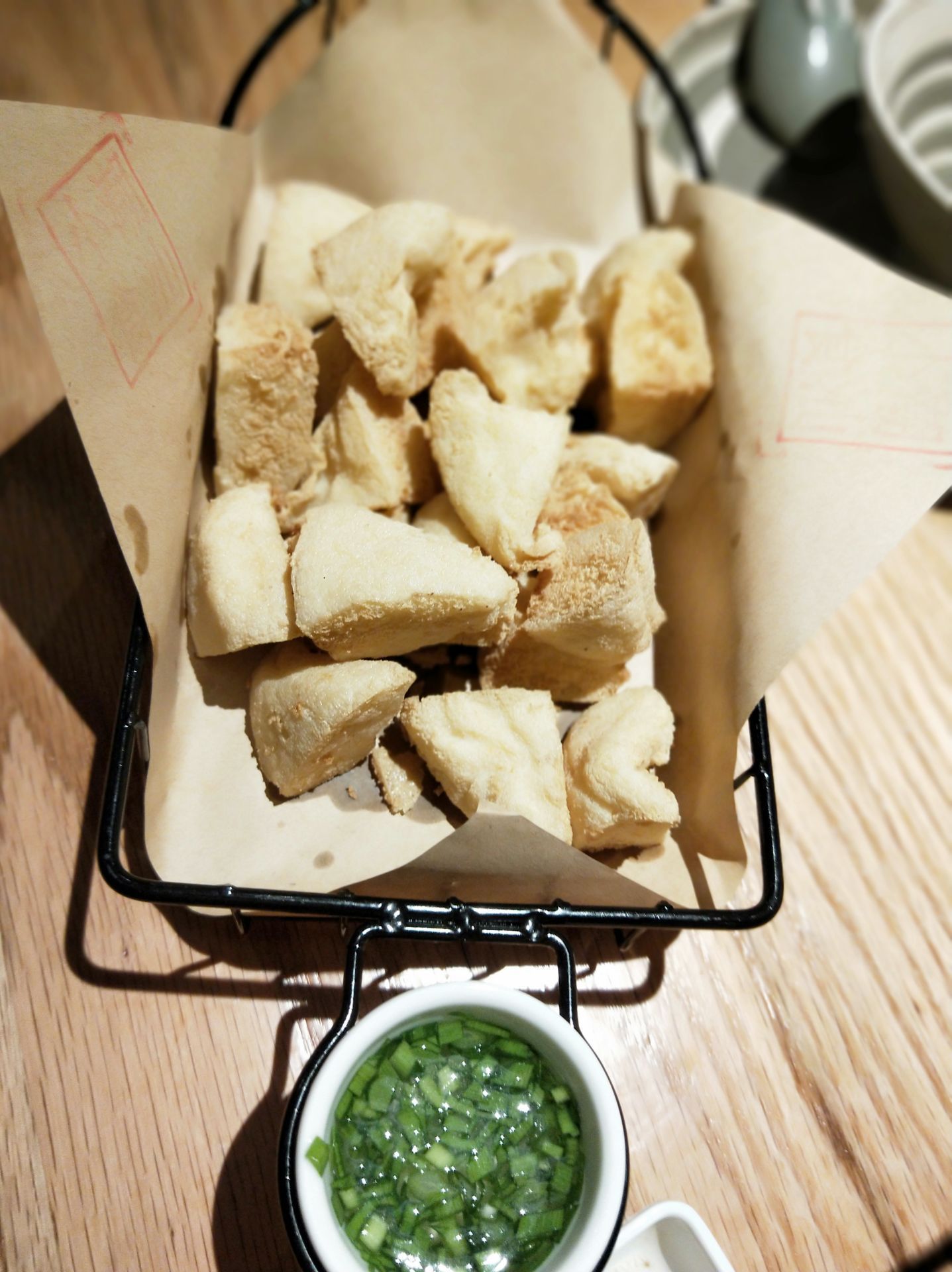 4,布仔豆干(特制的蘸汁,外脆里嫩,口感特别,非常的q软).