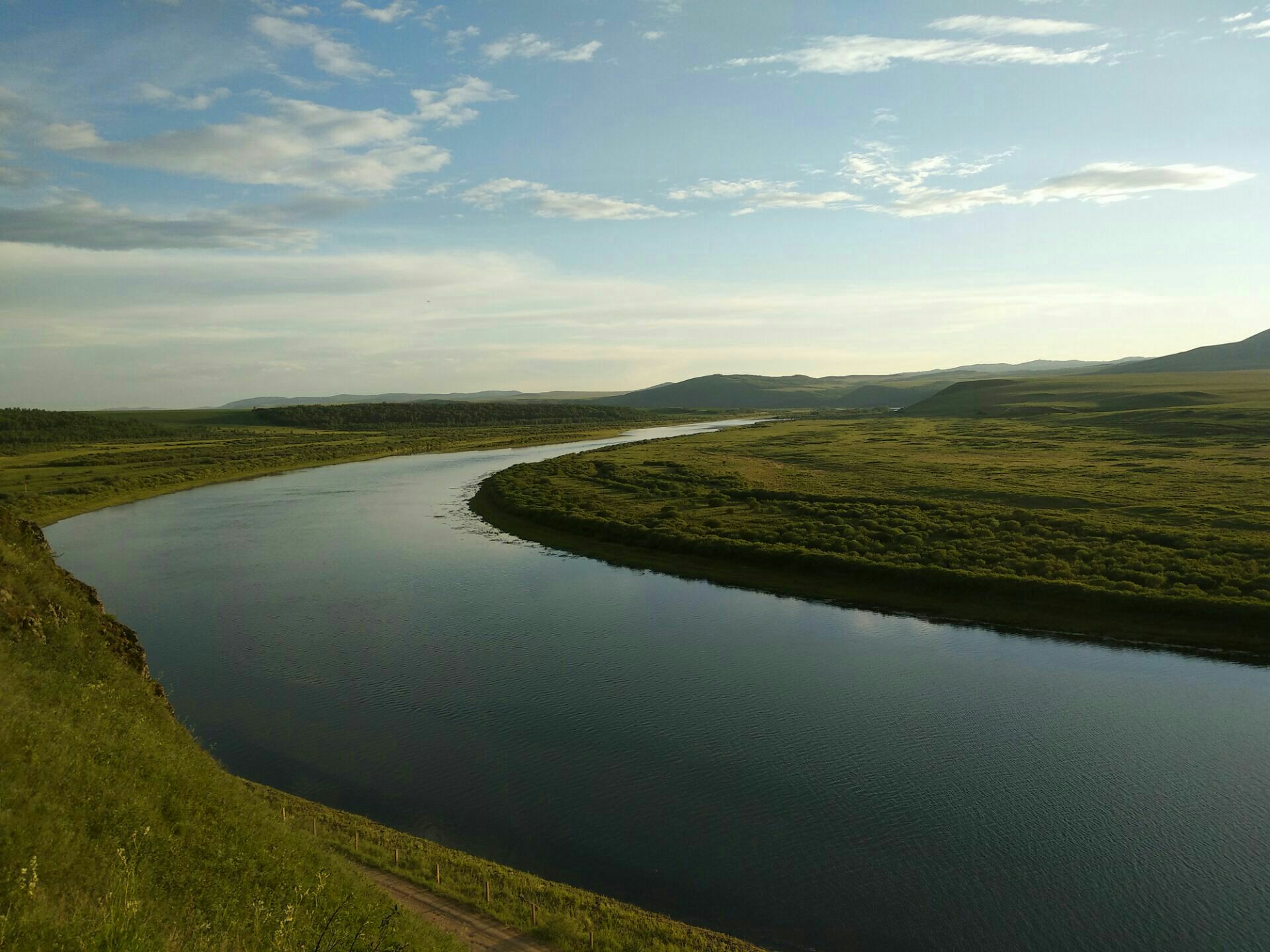室韦临江界河风景区