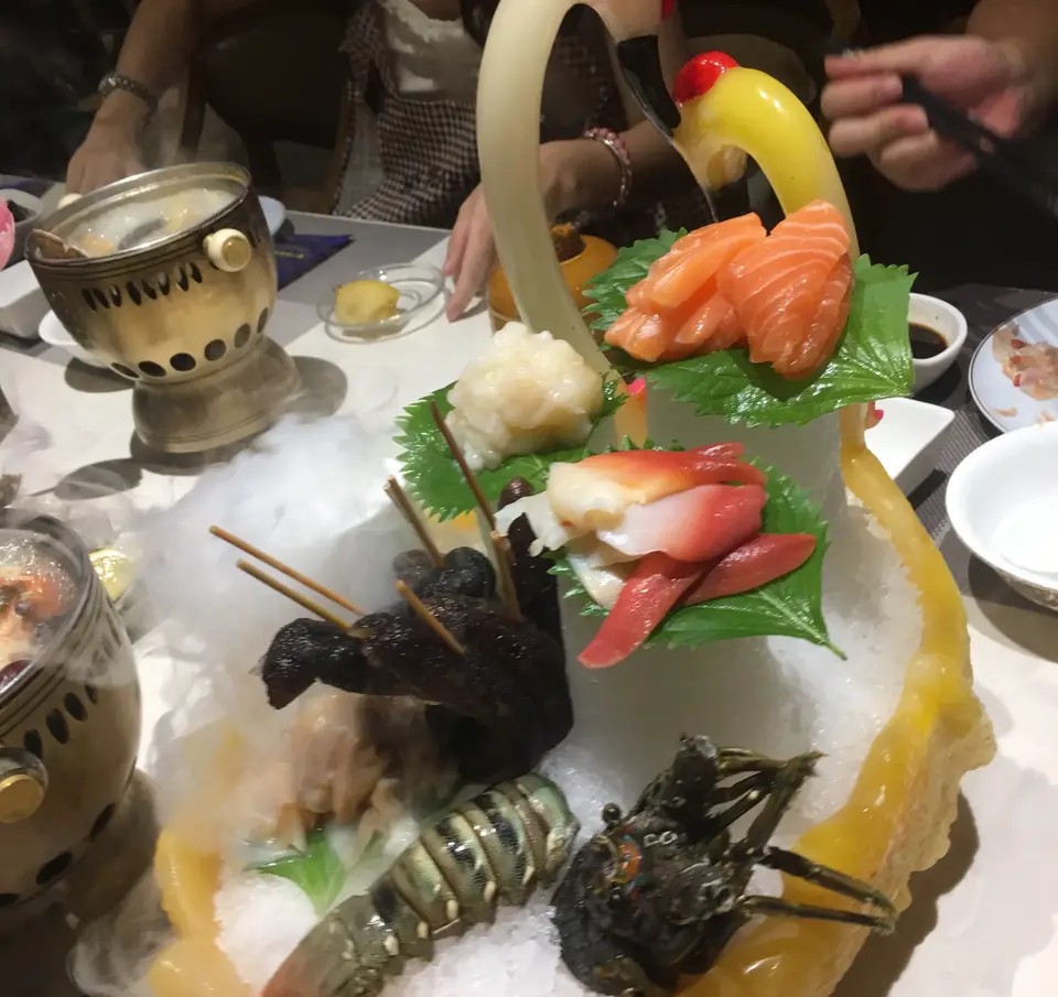 【攜程美食林】廈門悅鼎會海鮮姿造餐館,說到廈門的海鮮姿造,不得不說