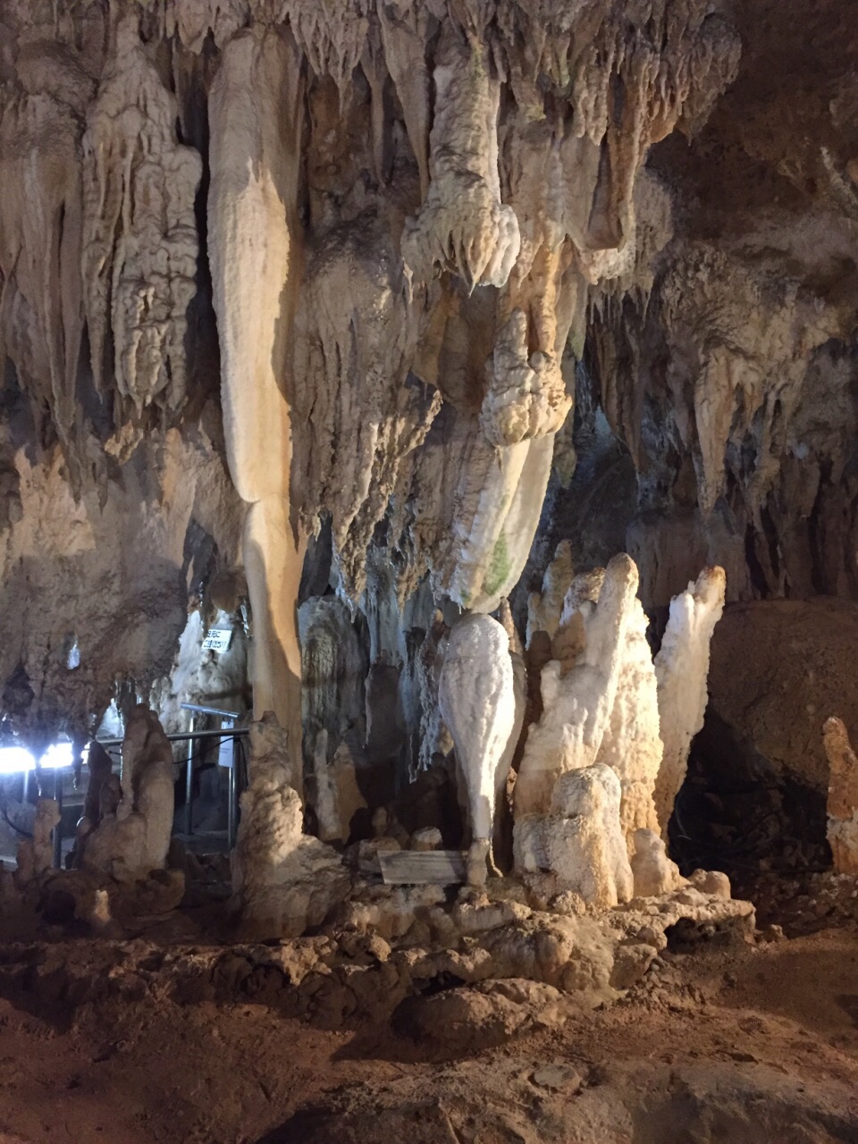 石垣岛钟乳洞
