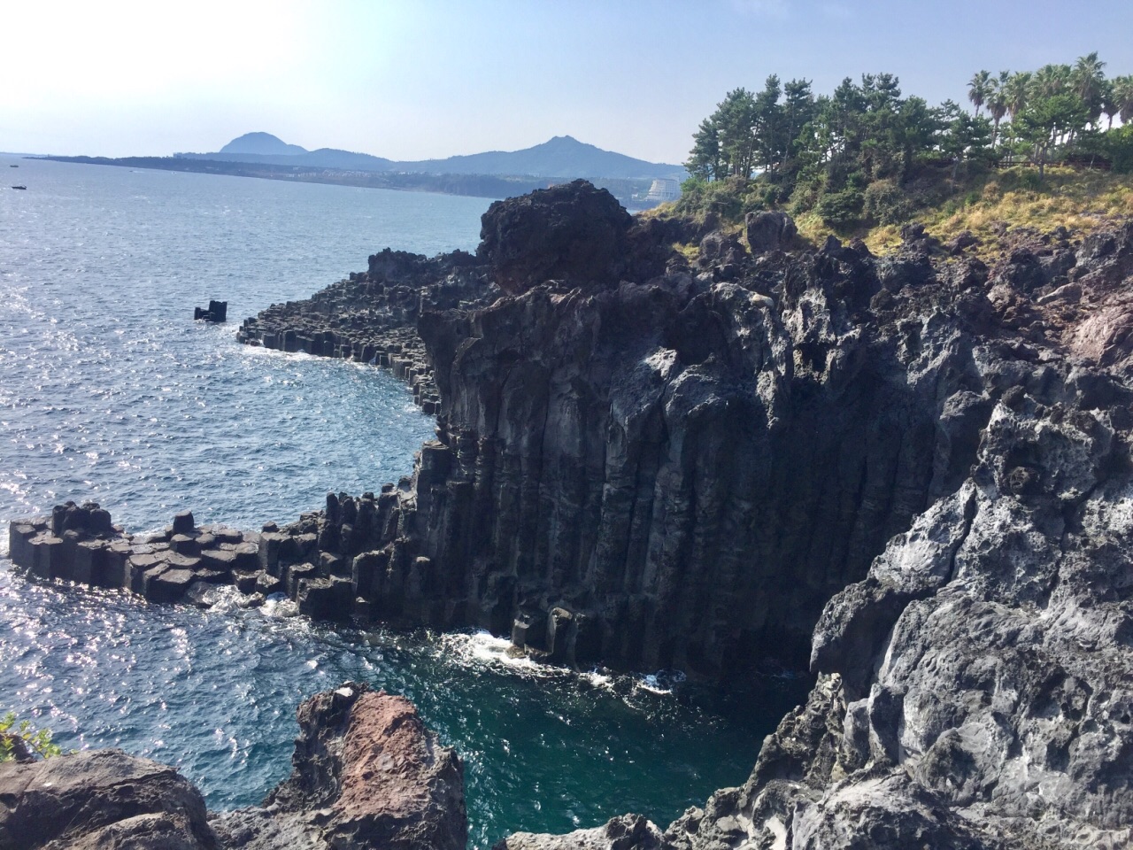 濟州島柱狀節理帶攻略,濟州島柱狀節理帶門票/遊玩攻略/地址/圖片