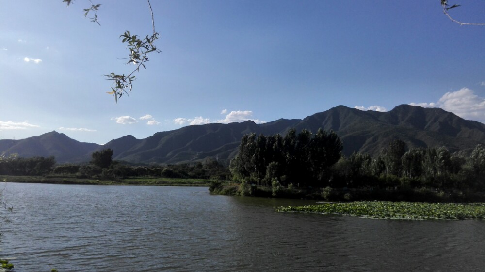 【攜程攻略】懷柔區紅螺湖鳥島景區景點,偶爾去的,園子裡轉一圈正好一