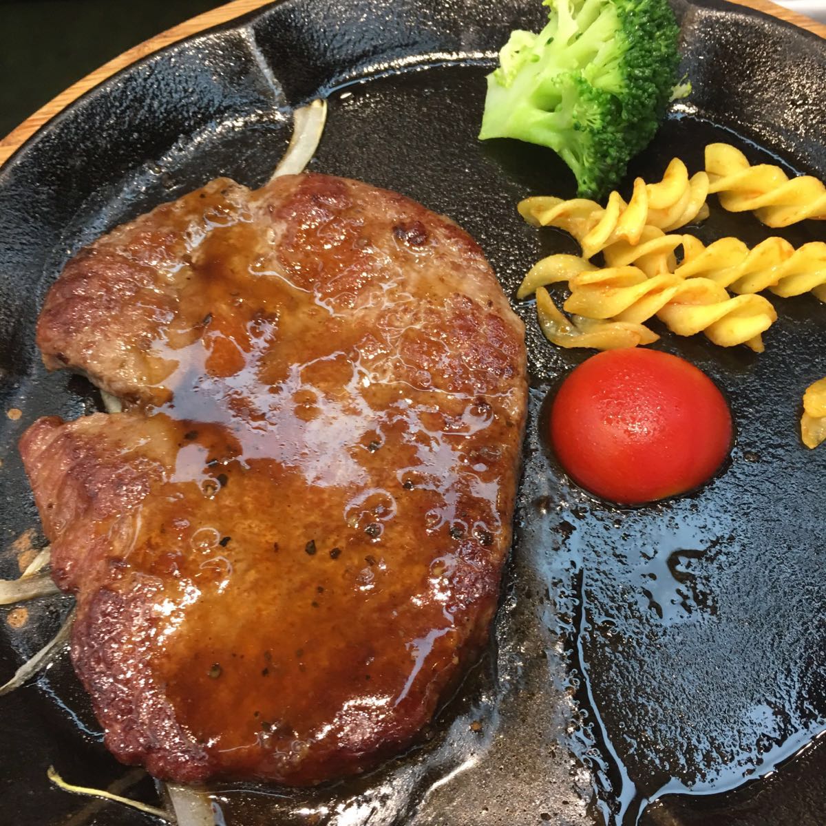 阿尔卑斯比萨牛排自助西餐厅