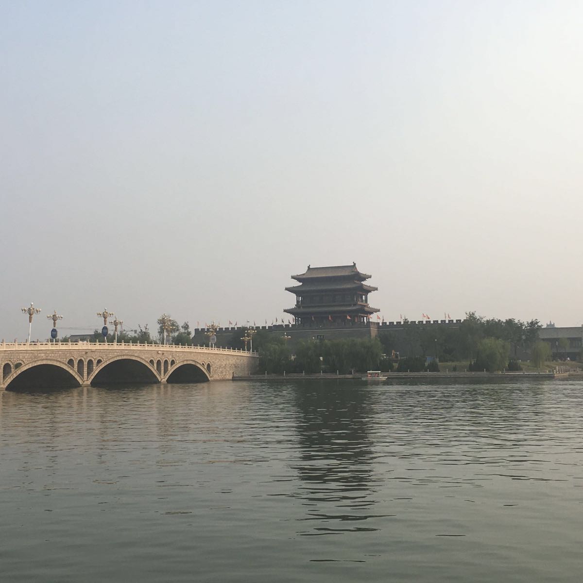 聊城市内旅游景点图片