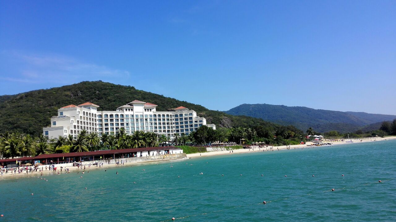 三亚亚龙湾假日度假酒店
