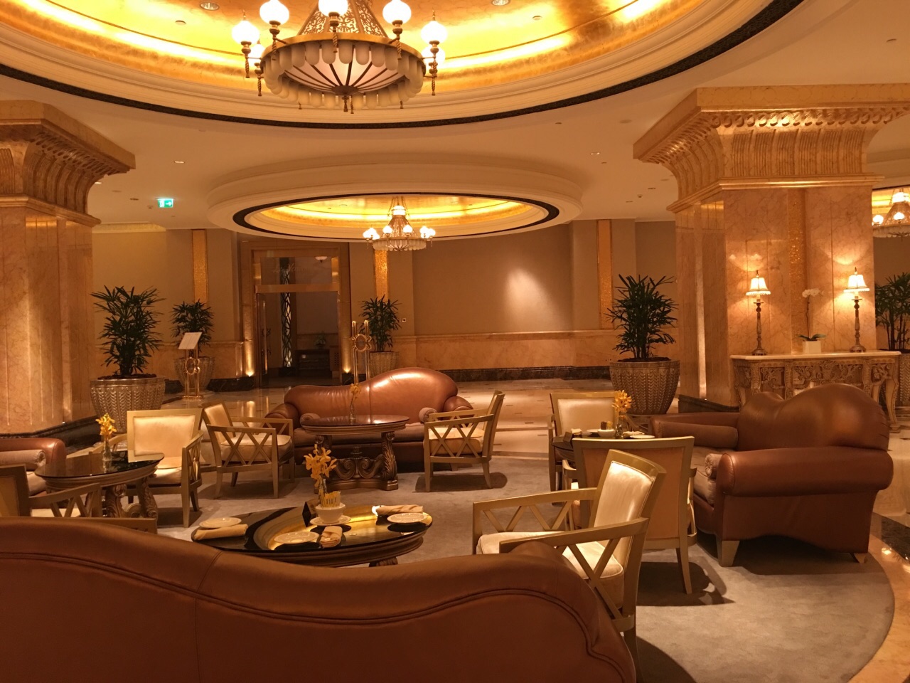 酋长皇宫自助餐厅