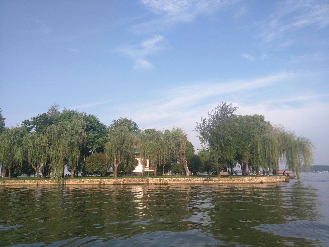 东湖南路凌波门