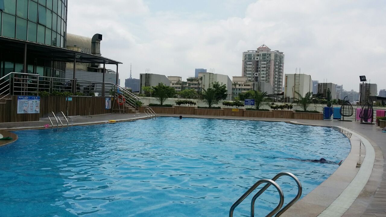 【携程攻略】佛山百花广场购物,今天来百花是为了游泳.