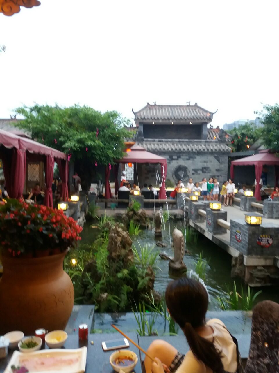 老茶树庭院火锅(望蜀苑店) 直线距离209m