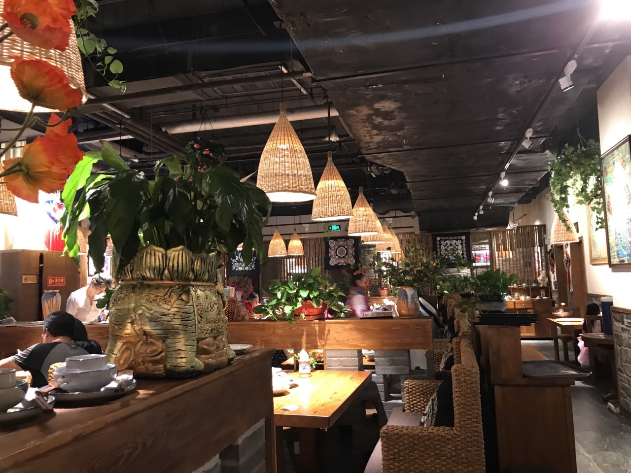 2022云尊府云南菜(五棵松华熙店)美食餐厅,急急忙忙在云尊府云南菜