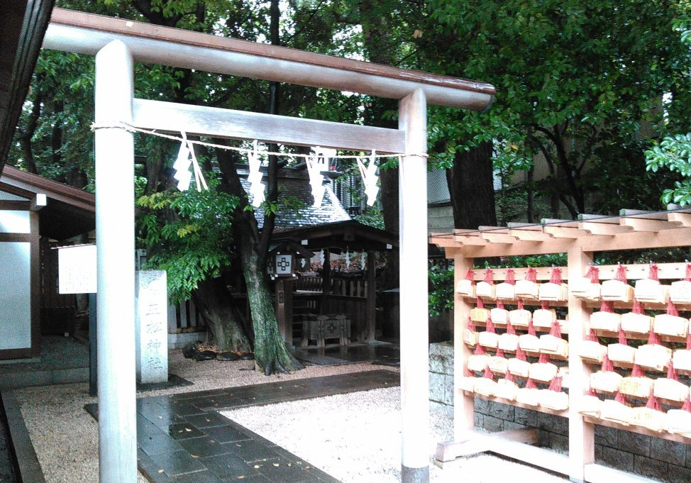 22乃木神社游玩攻略 特别是宝物殿 殉死时使用的 去哪儿攻略