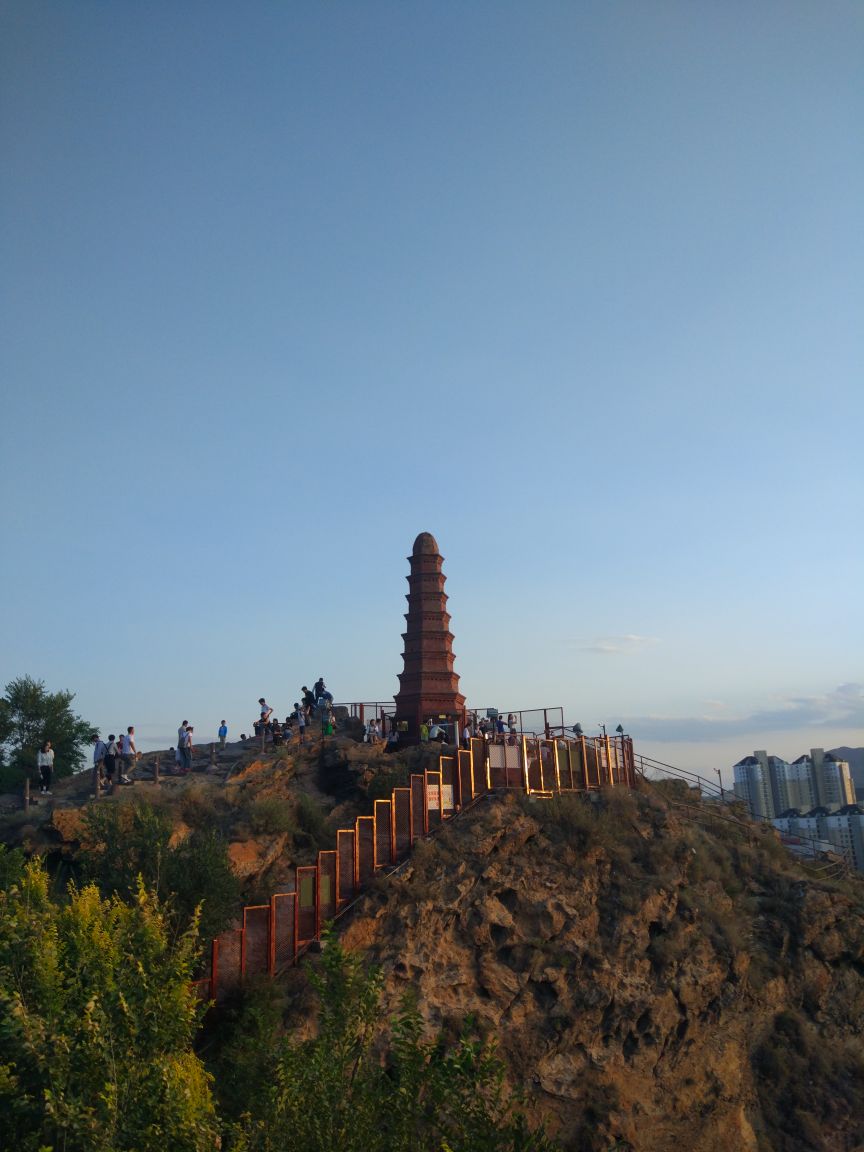 红山塔
