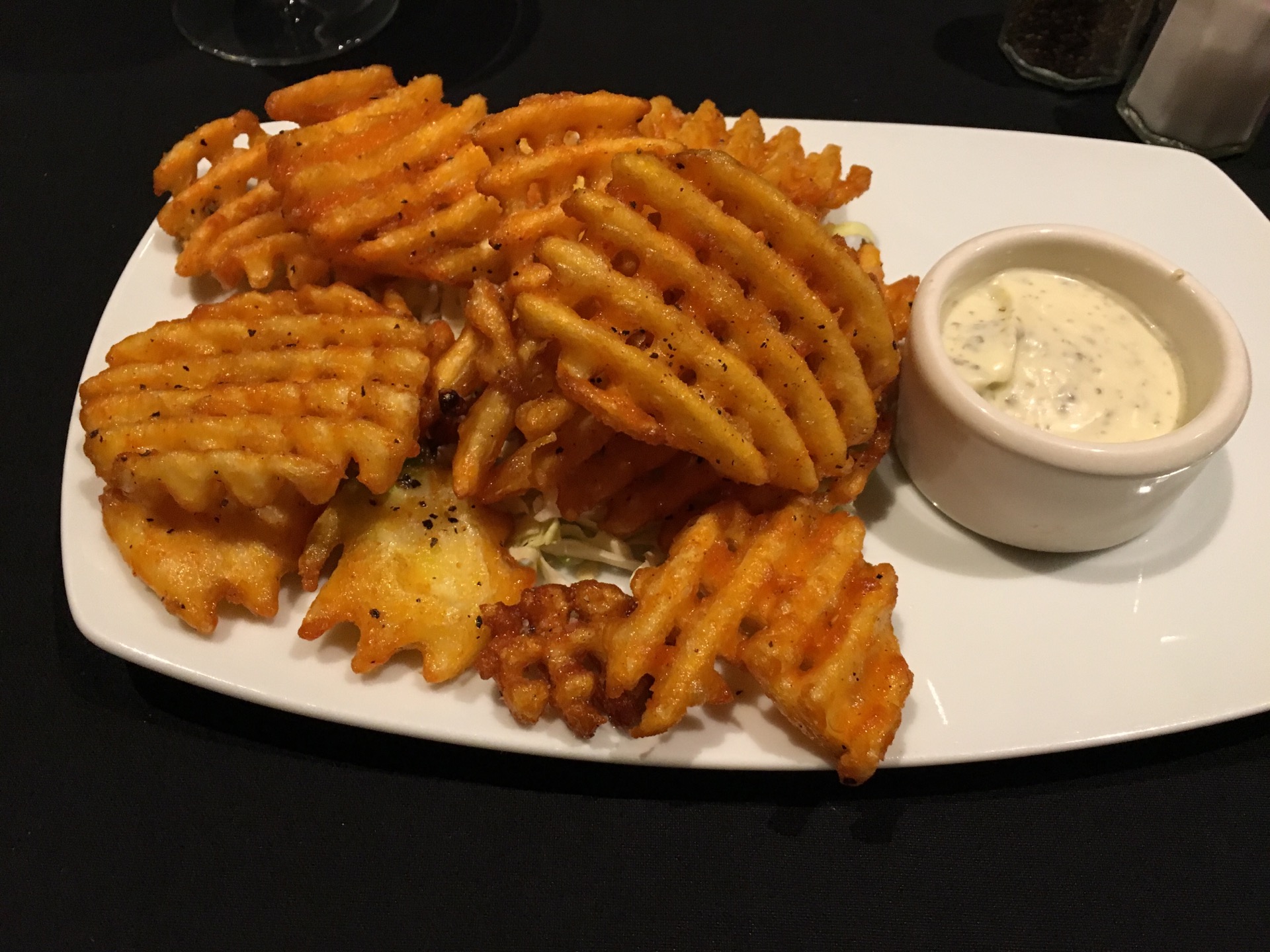 2022wisp美食餐厅,truffle waffle fries 【去哪儿攻略】