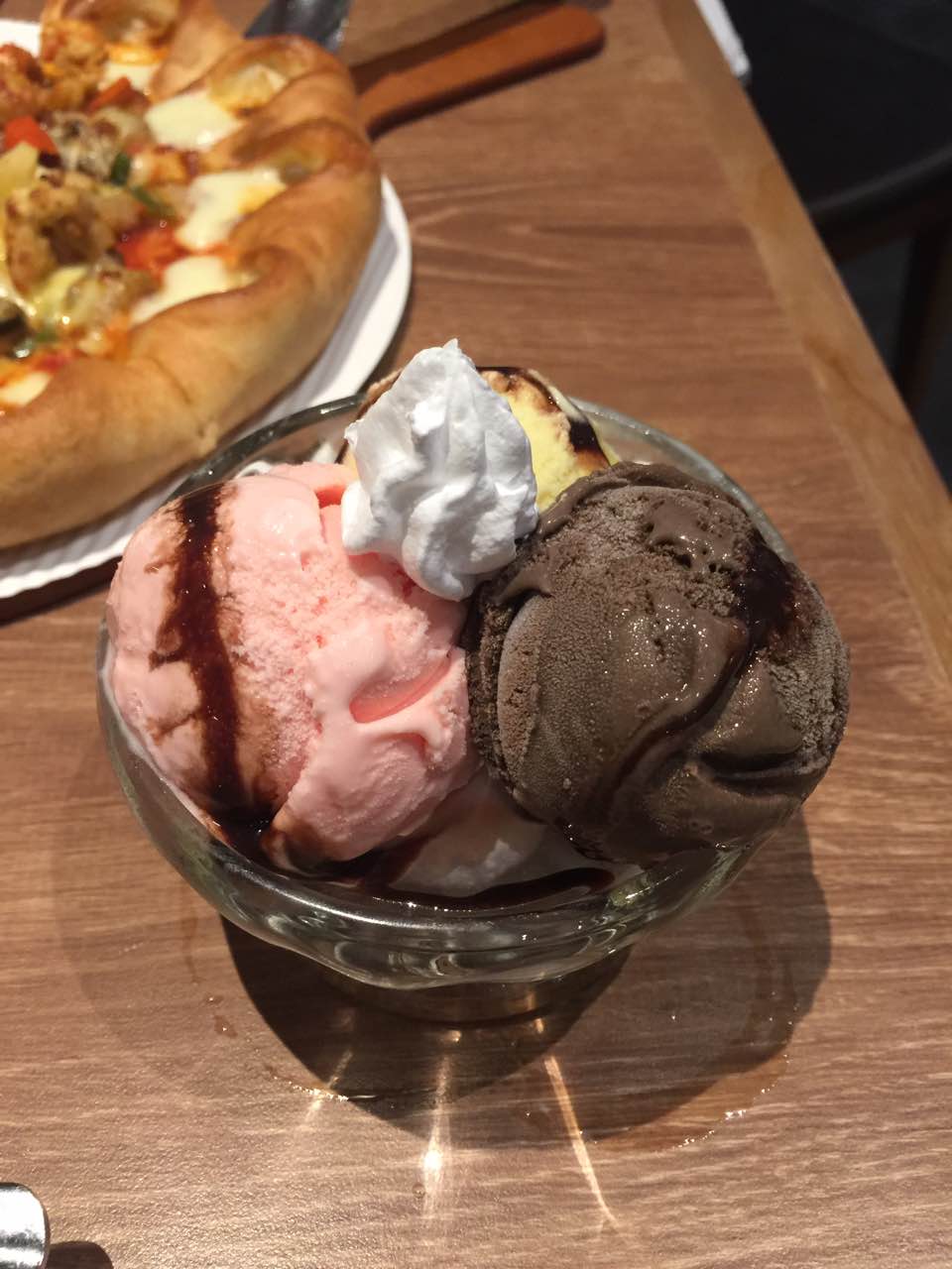 海口必胜客(观澜湖店)好吃吗,必胜客(观澜湖店)味道怎么样,环境/服务