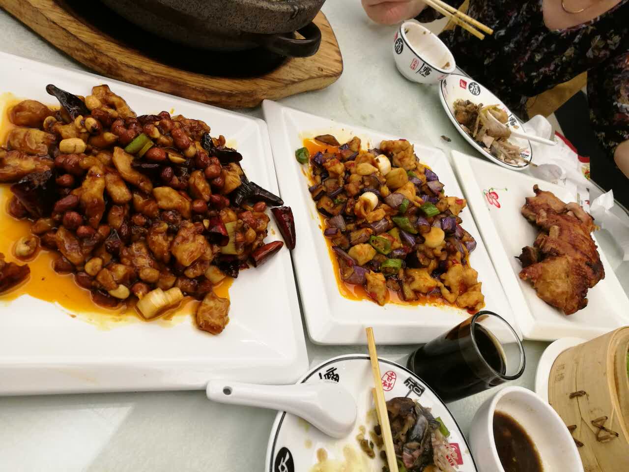 老酒川菜坊(光华路店)