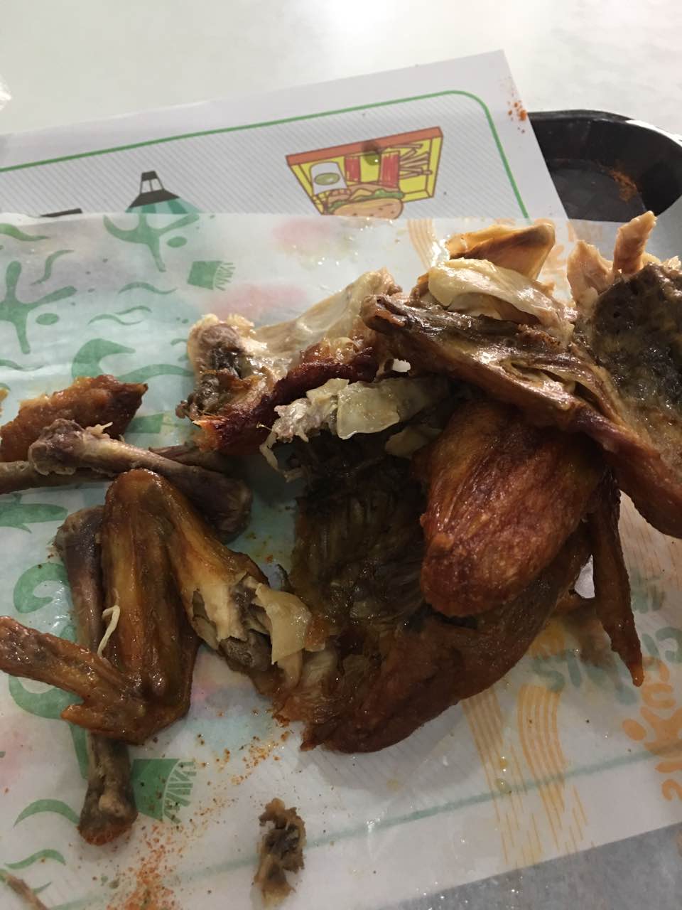 2022华莱士·炸鸡汉堡(莲塘永通店)美食餐厅,荔枝汁不错,烤鸡也不错