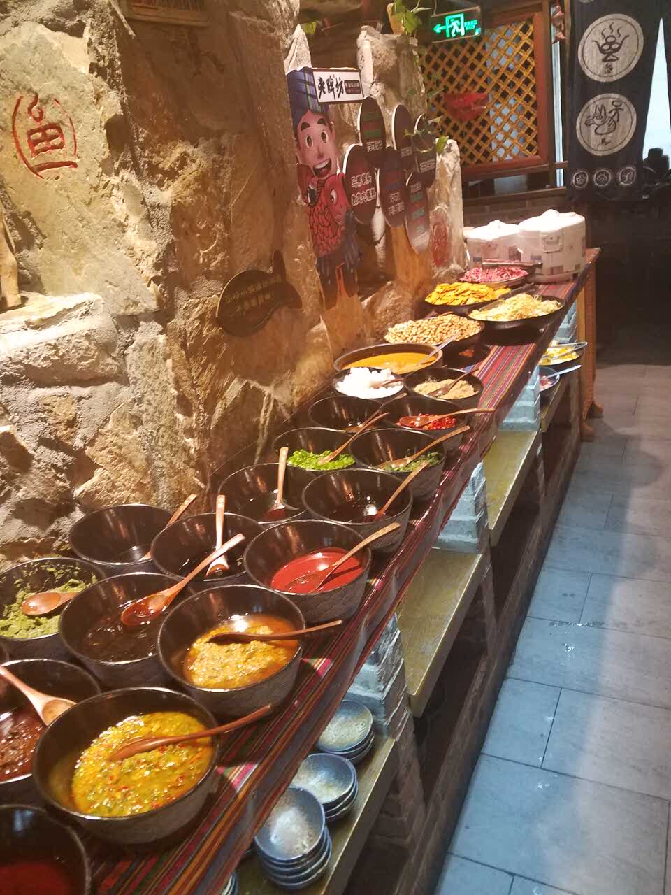 吴氏老牌坊鱼豆花火锅(大成街店)