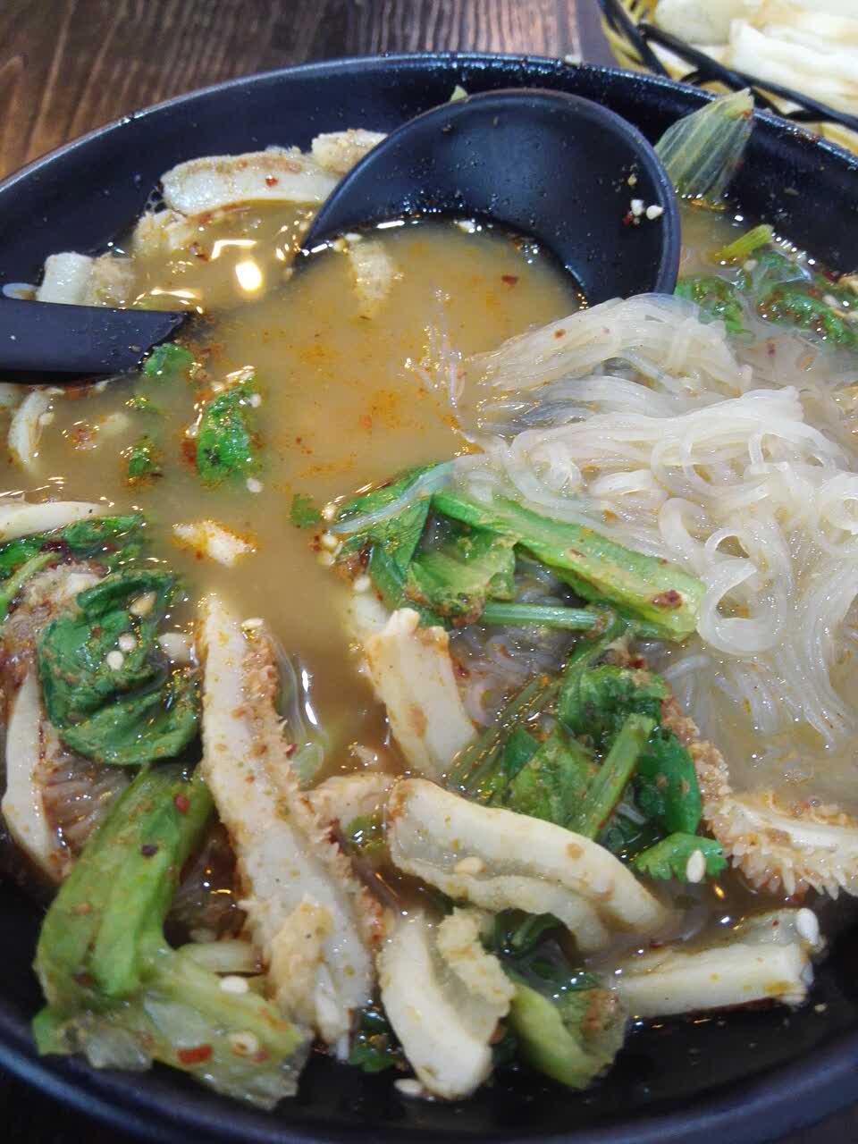 小资吃货金钱麻辣爆肚(橄榄城二店)