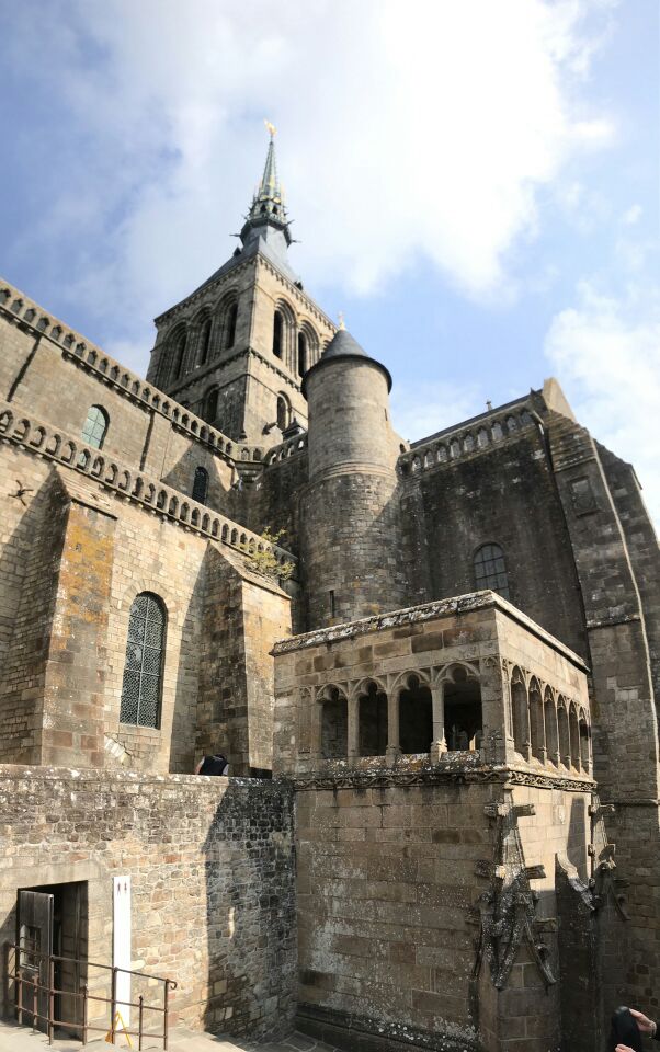 圣米歇尔山修道院结构图片
