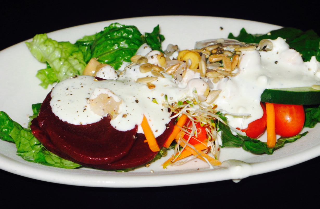 chucks steak house 西餐 直线距离269m