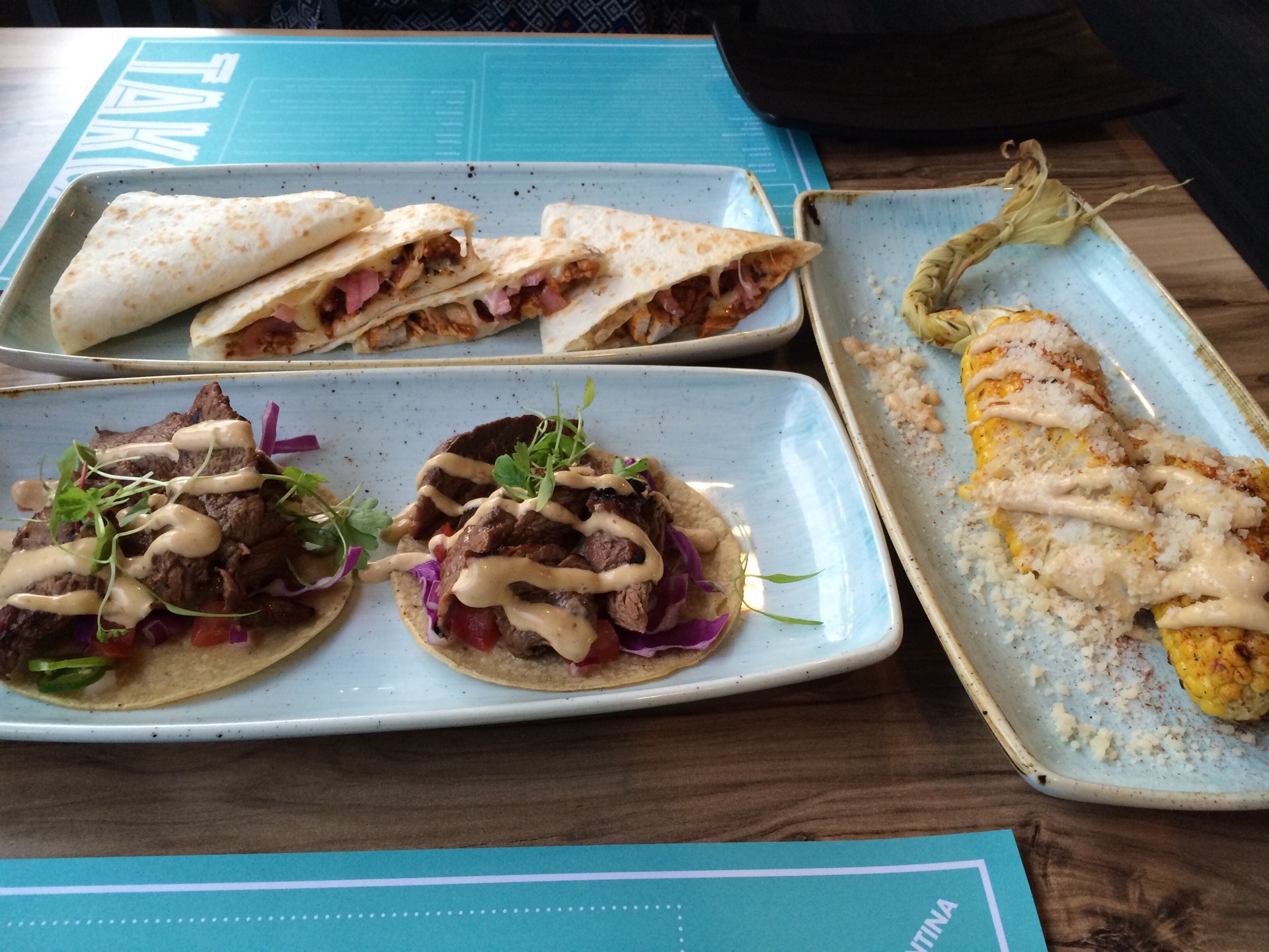 2021tako美食餐厅,beef tacos and chicken ques. 【去哪儿攻略】