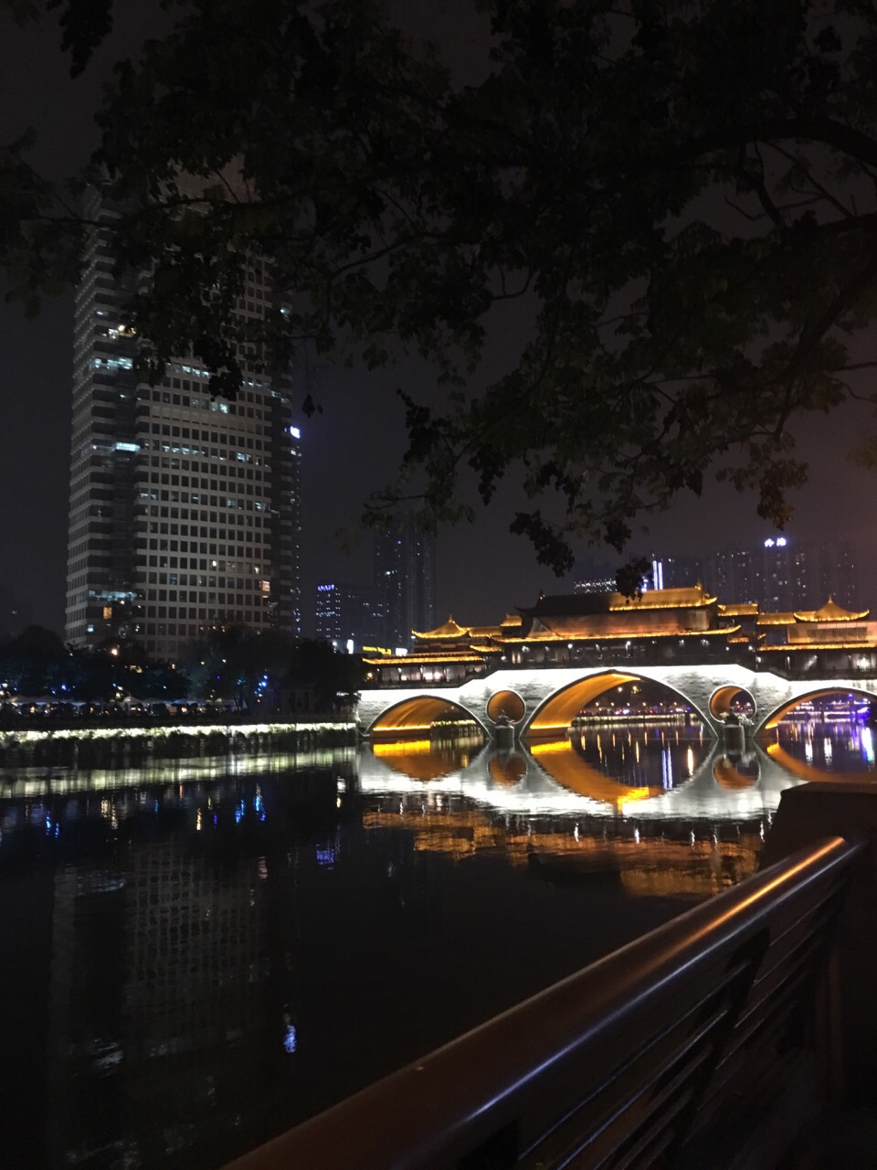 成都不二·民谣 音乐餐吧(九眼桥店)好吃吗,不二·民谣 音乐餐吧