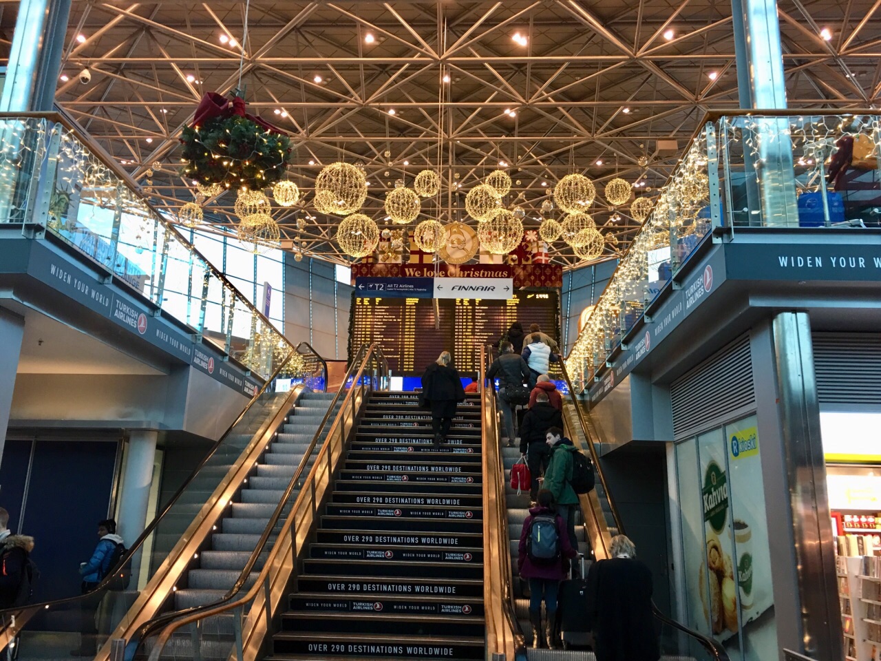 赫尔辛基凡塔阿机场