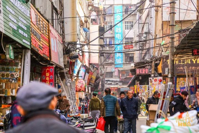 武汉500万流动人口去哪里_武汉地铁出人口图片(2)
