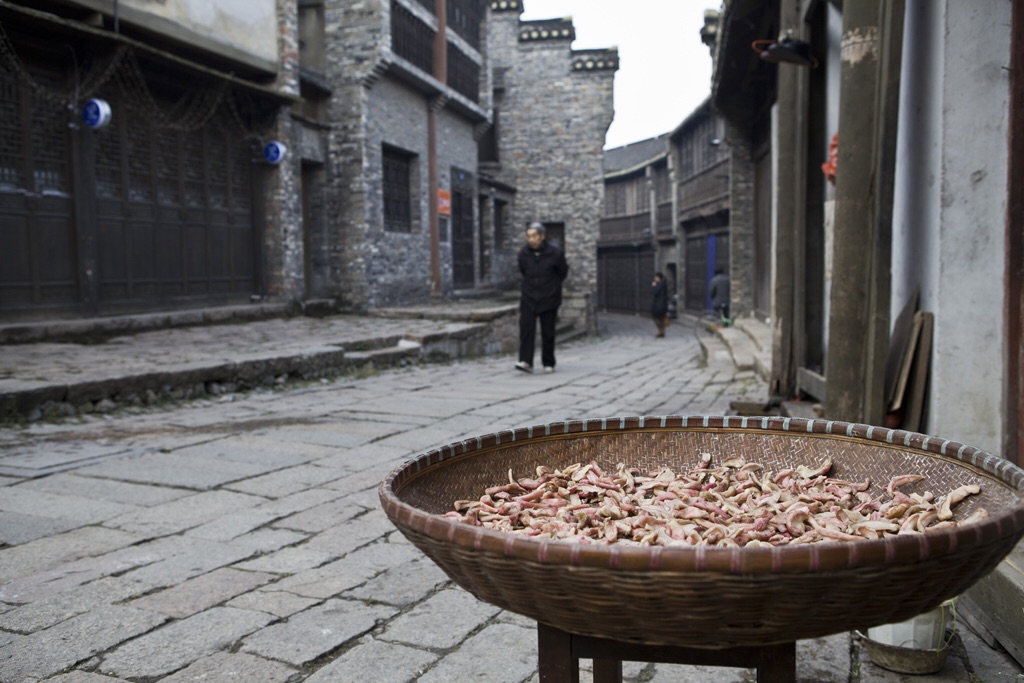 2-Day Zhenjiang Tour: Historical Charm of Xijin Ferry Site, Scenic Beauty of Jin Shan and Jiaoshan
