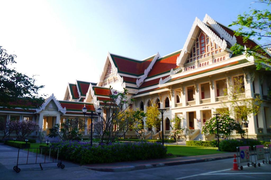 朱拉隆功大学