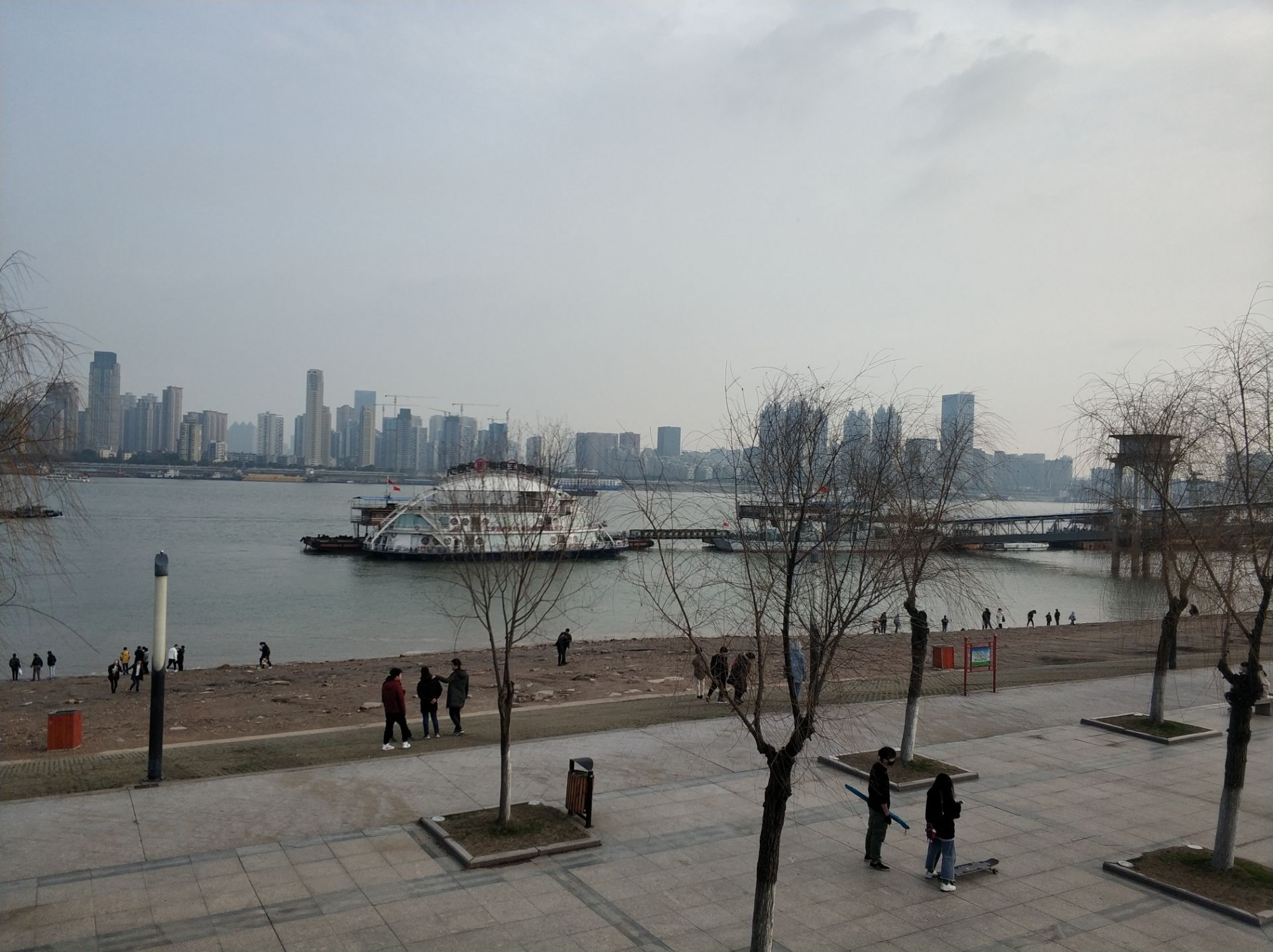 【携程攻略】景点,汉口江滩公园，把汉口的江滩建设成了城市公园，融入了武汉的历史、文…