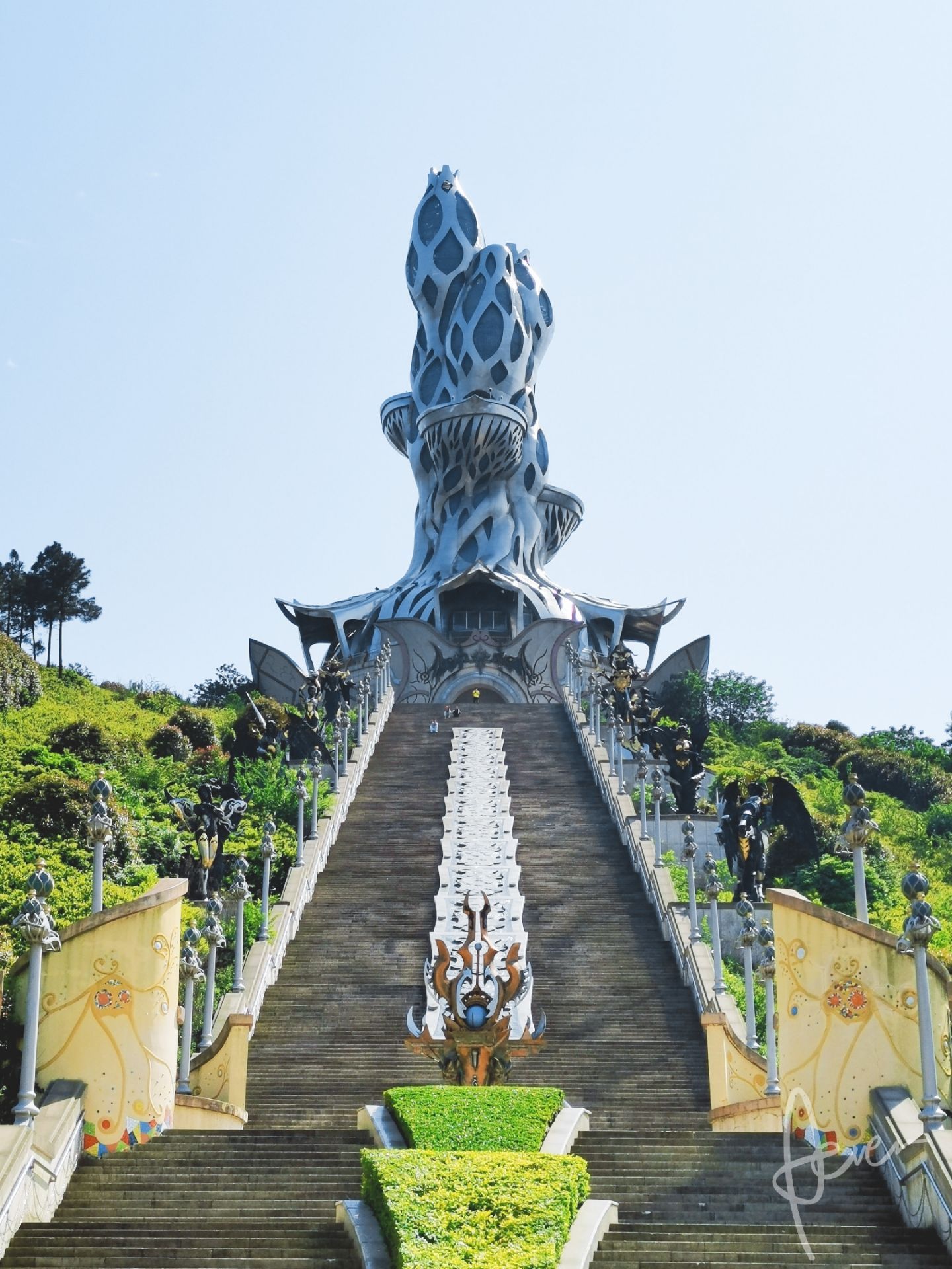 2023嬉戏谷玩乐攻略,周边还有太湖露营谷,里面也.【去哪儿攻略】