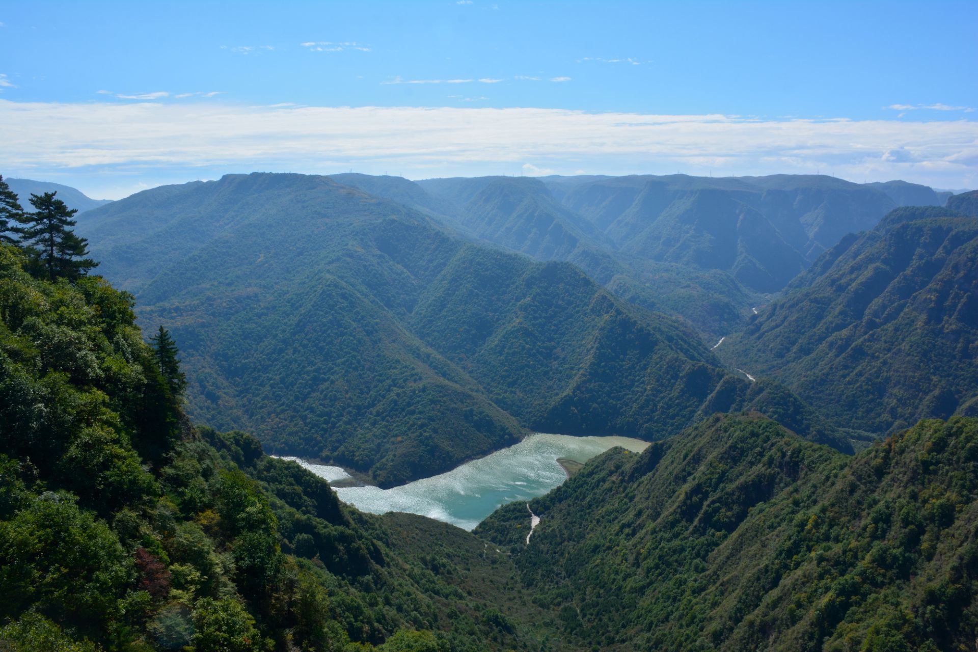 平凉崆峒山的后峡景区与崆峒山前峡一样,在崆峒水库建成后,均为崆峒