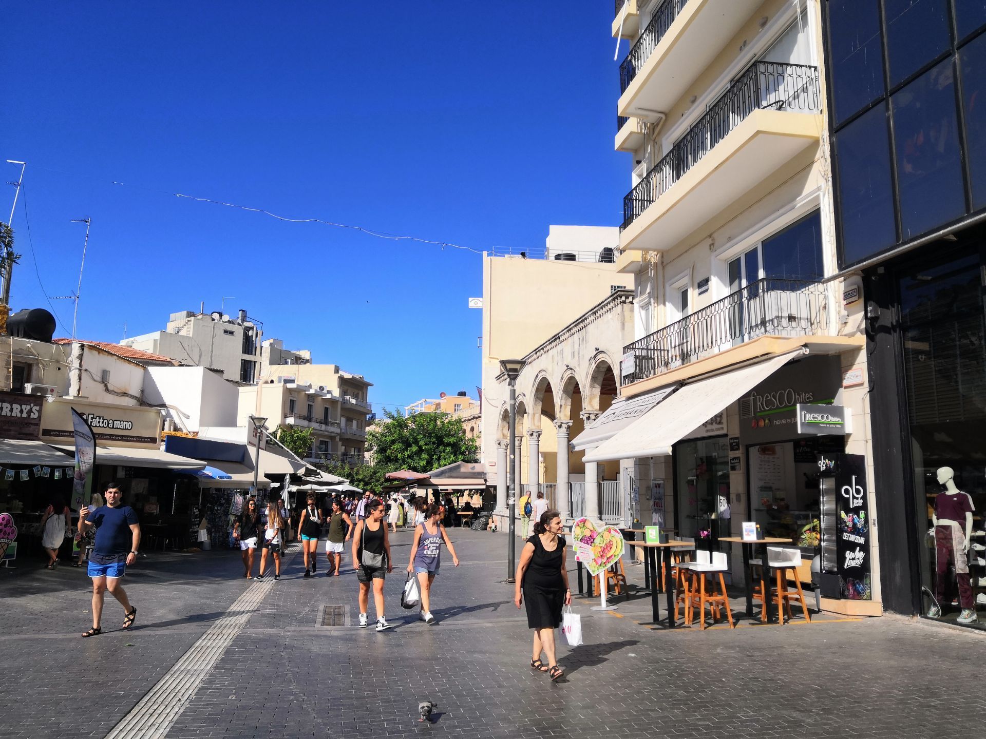 伊拉克利翁威尼斯广场旅游景点攻略图