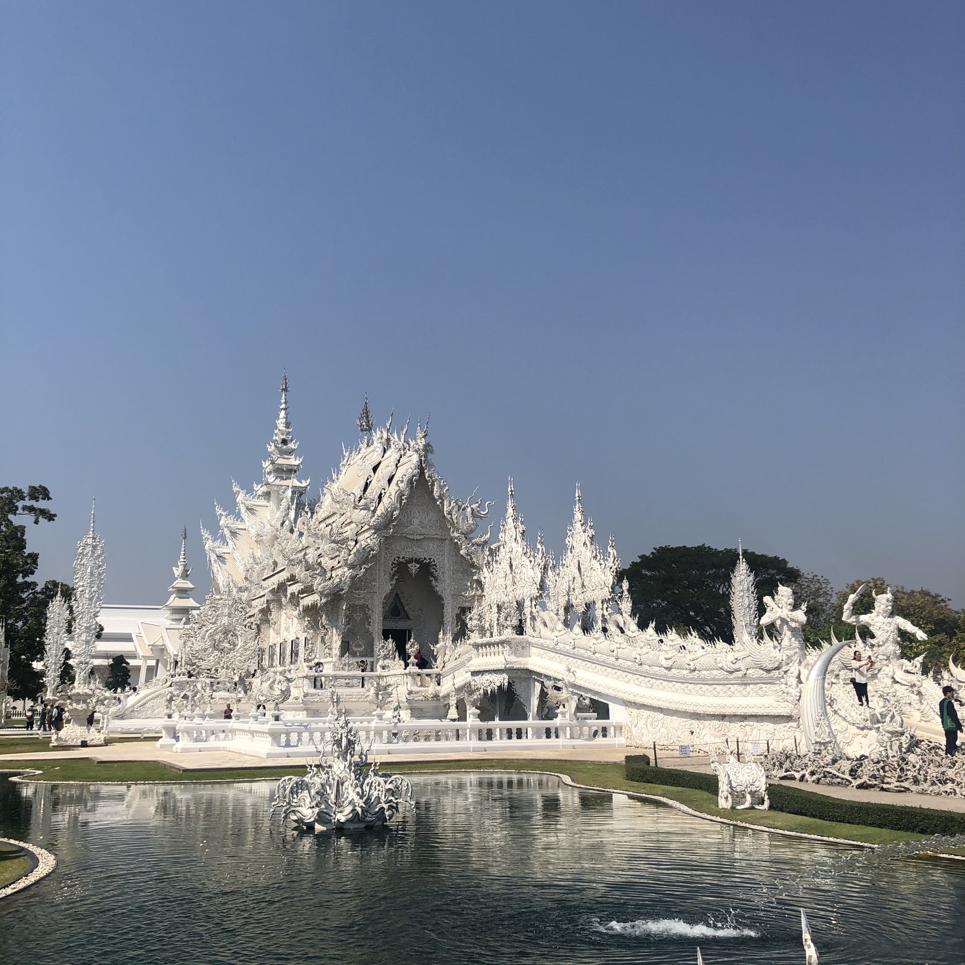 泰国清莱蓝庙高清图片下载-正版图片500745898-摄图网