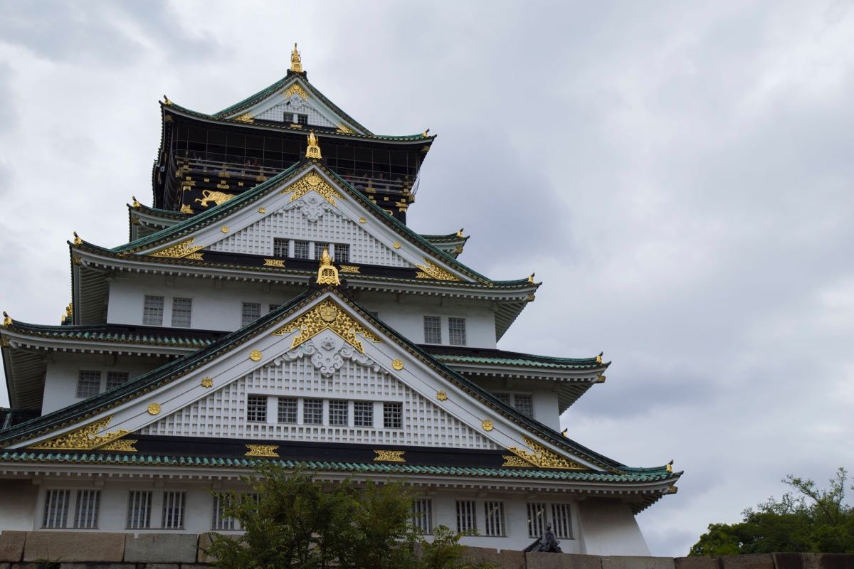 当时来的时候主要就参观了丰国神社和天守阁,大阪城里面还是挺大的