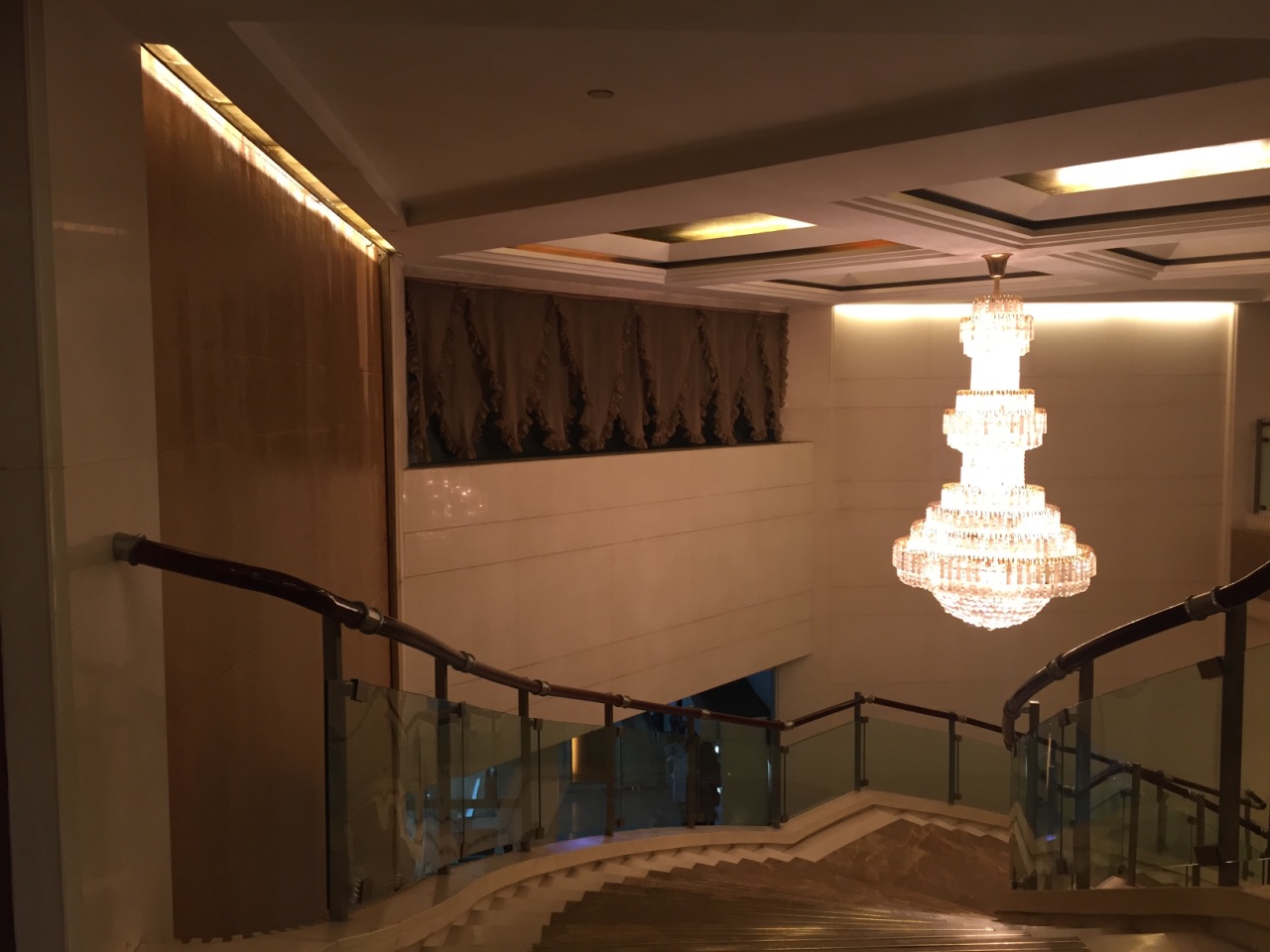 晋城金辇大酒店自助餐厅攻略,金辇大酒店自助餐厅特色菜推荐/菜单