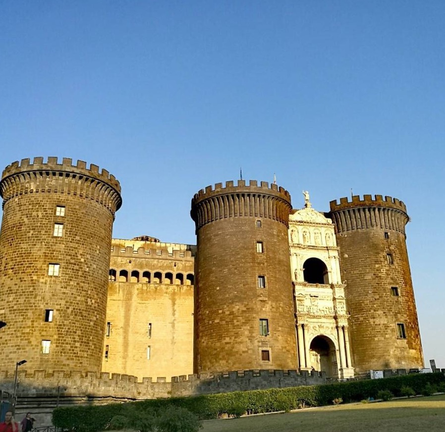 那不勒斯蛋堡好玩吗,那不勒斯蛋堡景点怎么样_点评_评价【携程攻略】