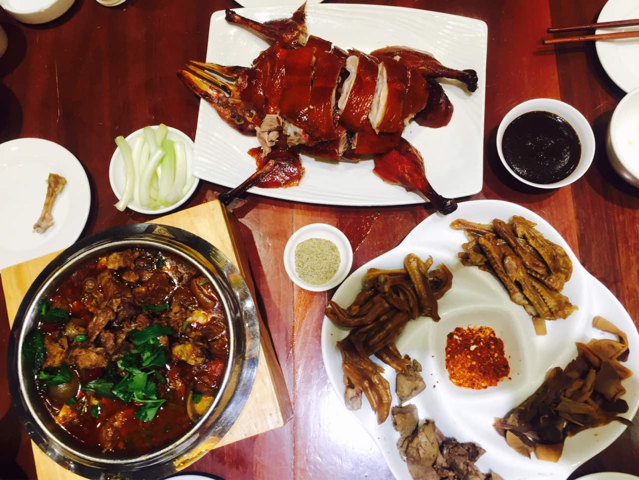 2022云南兰老鸭学成饭店(宜良店)美食餐厅,很遗憾 烤鸭卖完了 烧鸭也