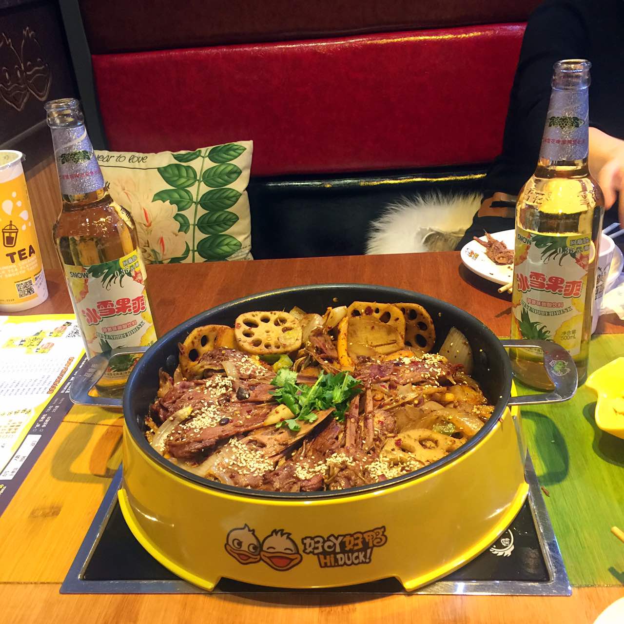 好吖好鸭时尚干锅鸭头